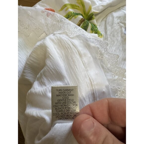 Christopher Banks Short Sleeve Women Blouse Size Petite Medium Lace Flamingo - Picture 8 of 10